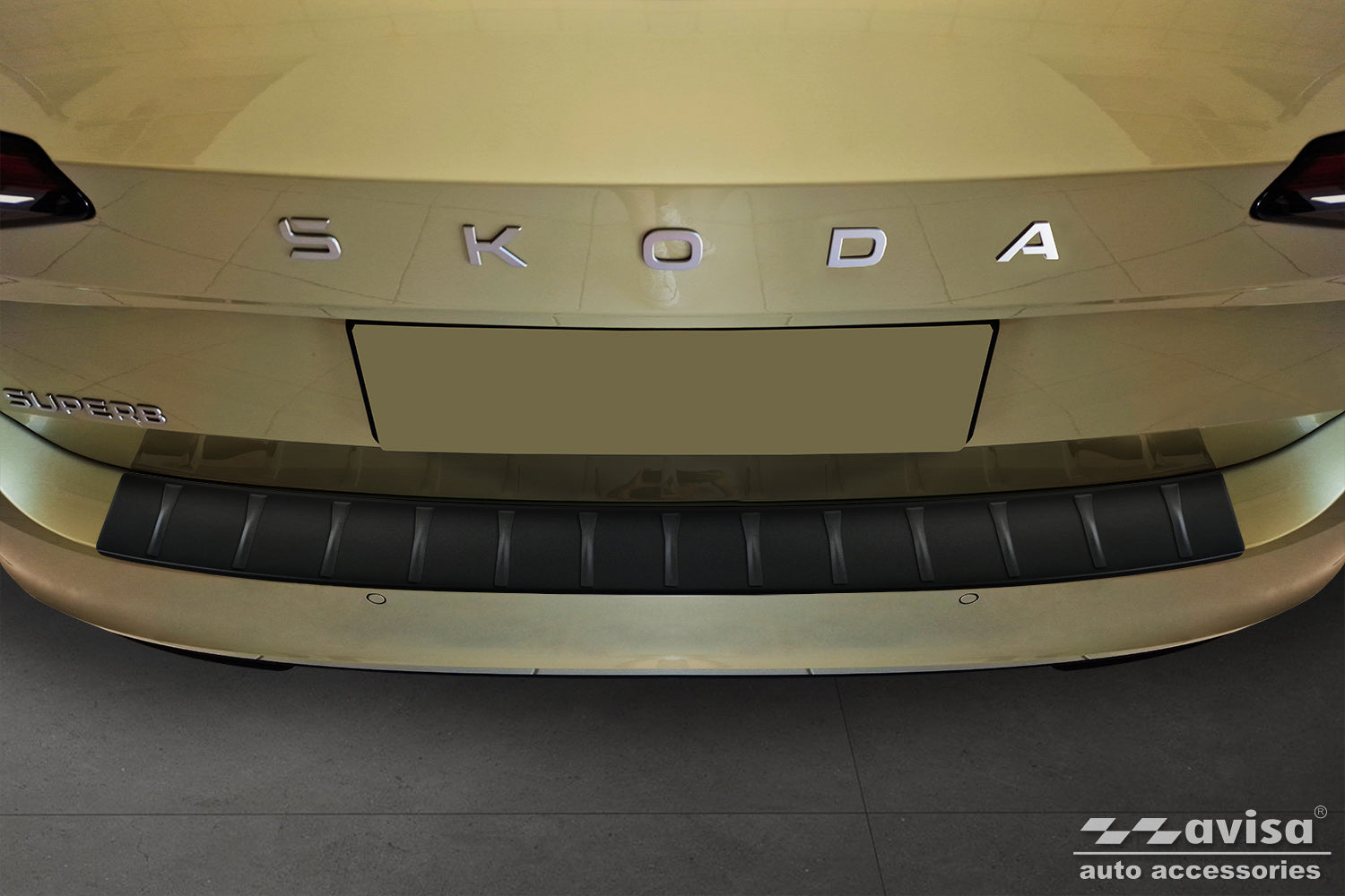 protector de parachoques trasero SKODA SUPERB COMBI