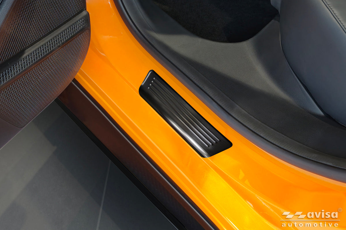 Protector umbral de puertas MG 4 hatchback negro