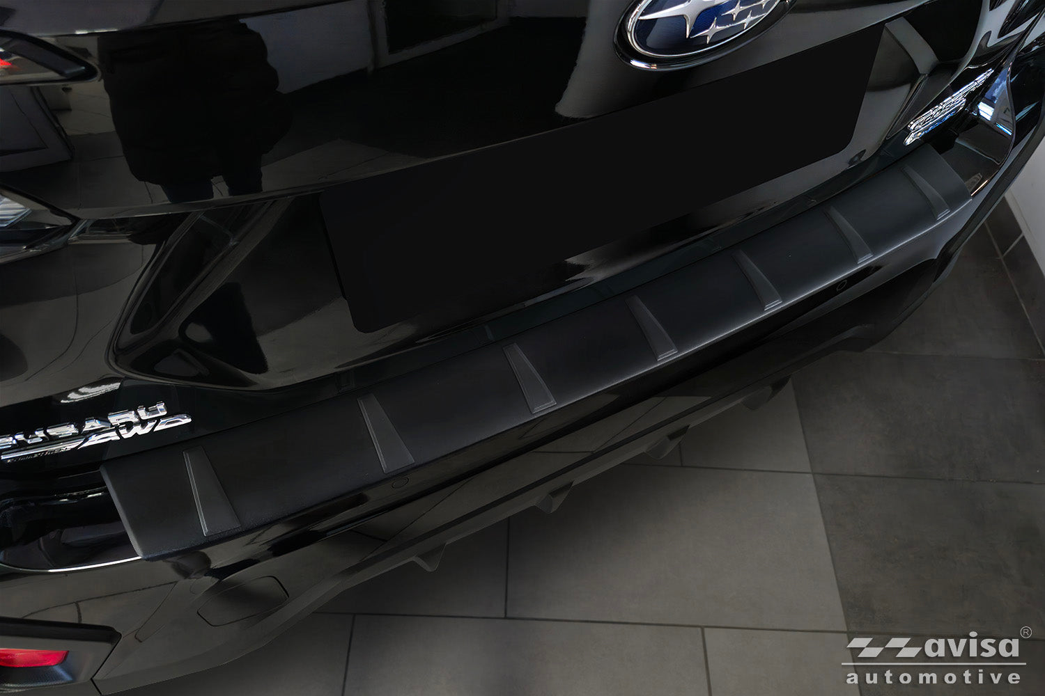 protector de parachoques trasero SUBARU CROSSTREK negro mate