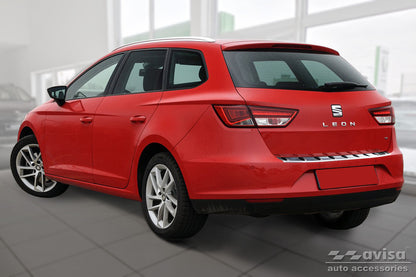 protector de parachoques trasero SEAT LEON plata satinado