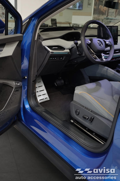 reposa piés SKODA ENYAQ plata satinado