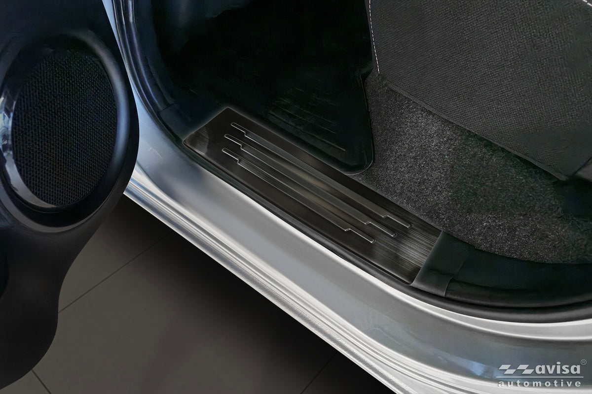Protector umbral de puertas TOYOTA HILUX plata satinado