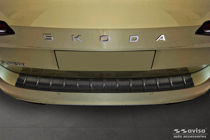 protector de parachoques trasero SKODA SUPERB COMBI negro 2024+