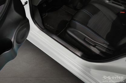 Protector umbral de puertas en relieve NISSAN LEAF negro