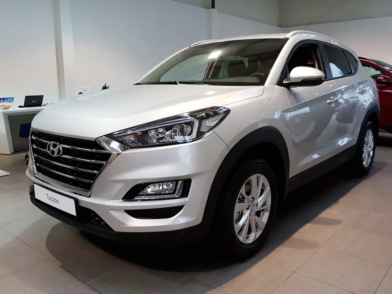 protector de parachoques trasero HYUNDAI TUCSON negro 2018-20