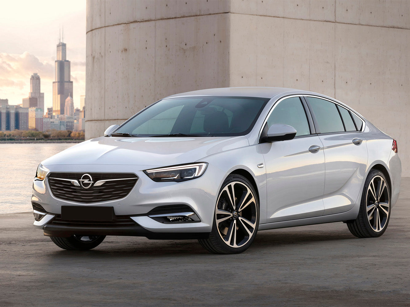 protector de parachoques trasero OPEL INSIGNIA B negro