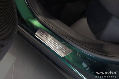 Protector umbral de puertas en relieve MG ZS plata satinado