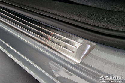 Protector umbral de puertas en relieve SKODA SUPERB COMBI plata satinado