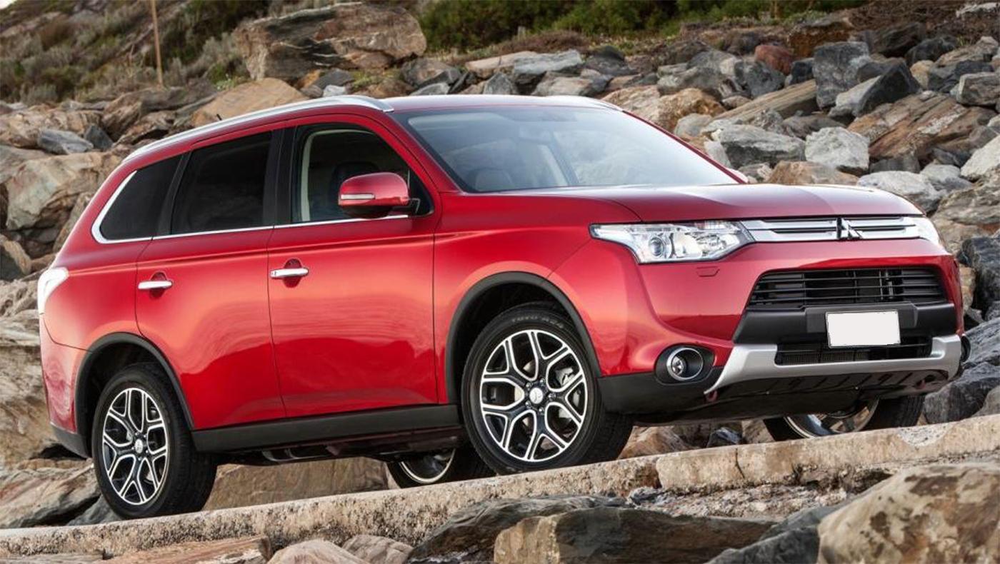 protector de parachoques trasero MITSUBISHI OUTLANDER negro 2017-22