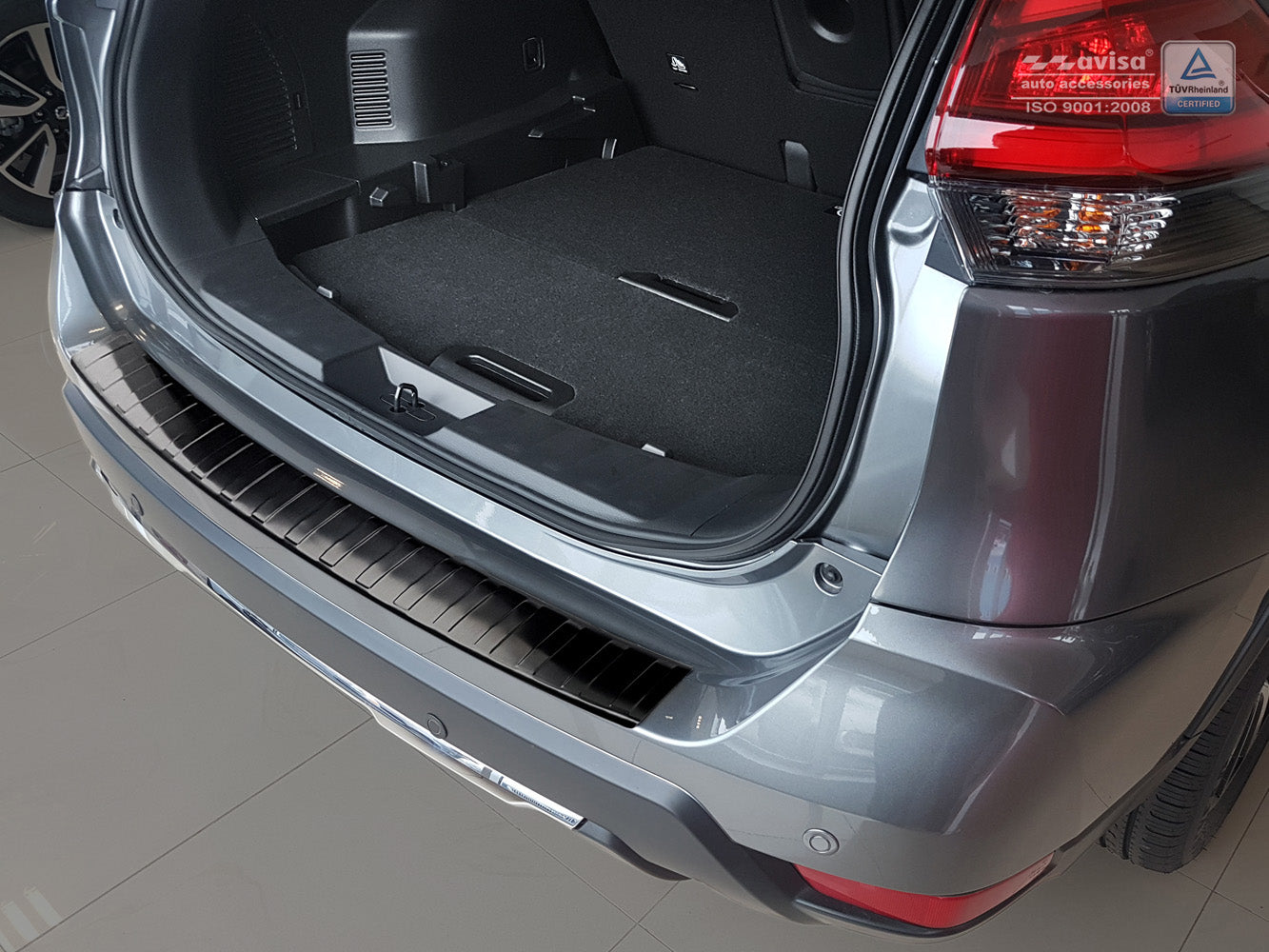protector de parachoques trasero NISSAN X-TRAIL (T32) negro acero