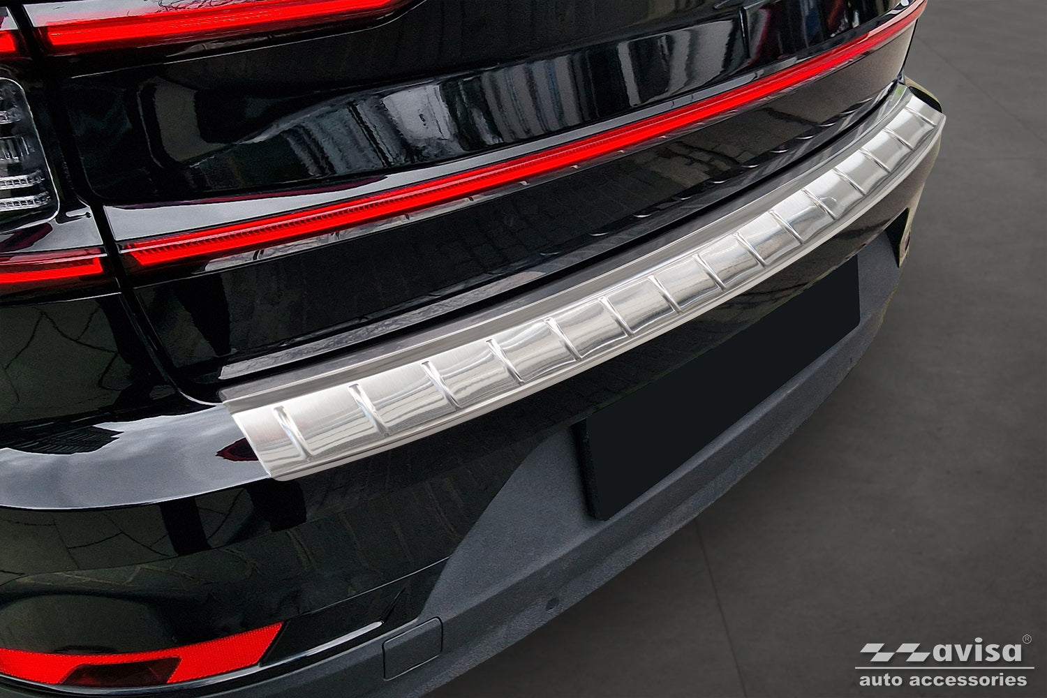 protector de parachoques trasero POLESTAR 2 liftback plata satinado