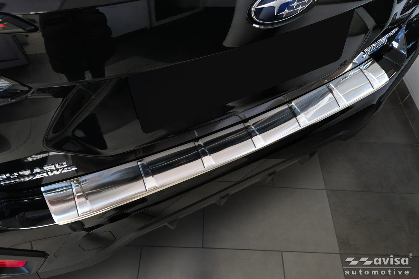 protector de parachoques trasero SUBARU CROSSTREK plata satinado
