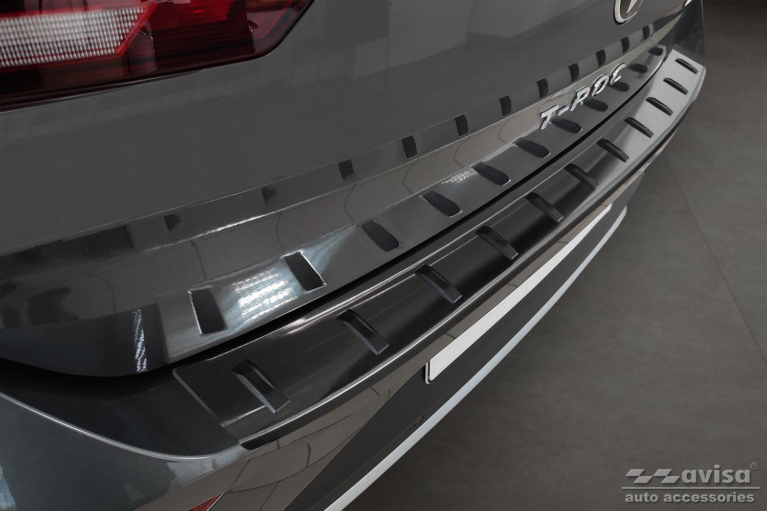 protector de parachoques trasero VW T-ROC cabrio negro