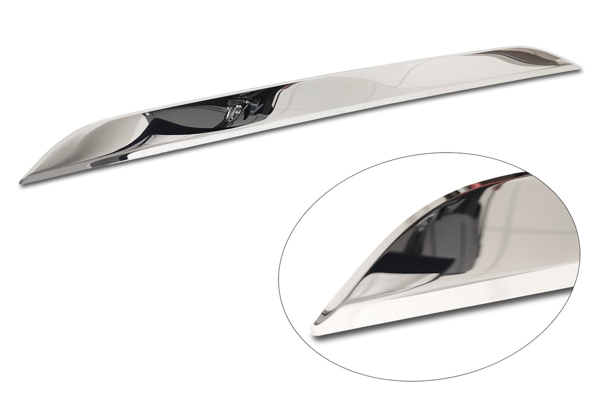 cubierta decorativa del portón trasero del TOYOTA COROLLA CROSS (XG1TJ) plata espejo