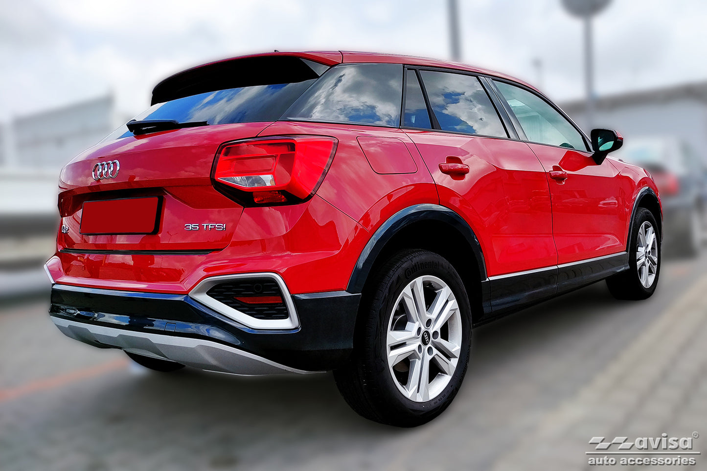 protector de parachoques trasero AUDI Q2 crossover negro 2020+