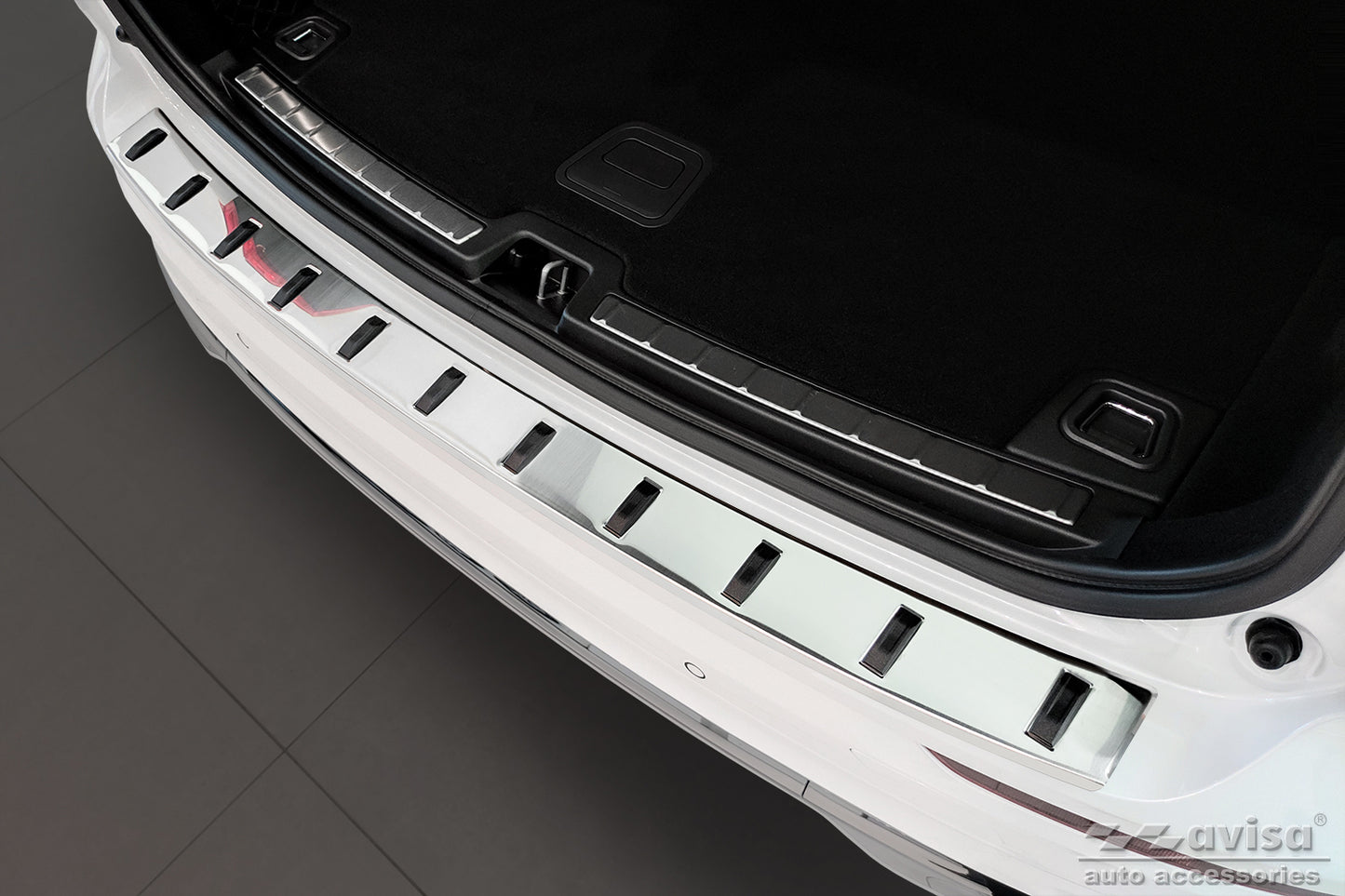 protector de parachoques trasero VOLVO XC60 R-Desgn plata