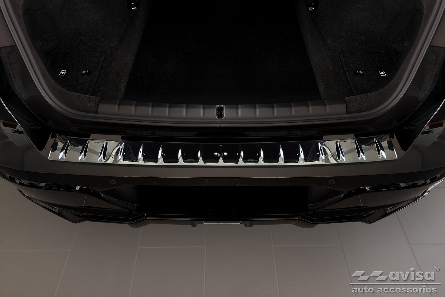 protector de parachoques trasero BMW 7 negro espejo