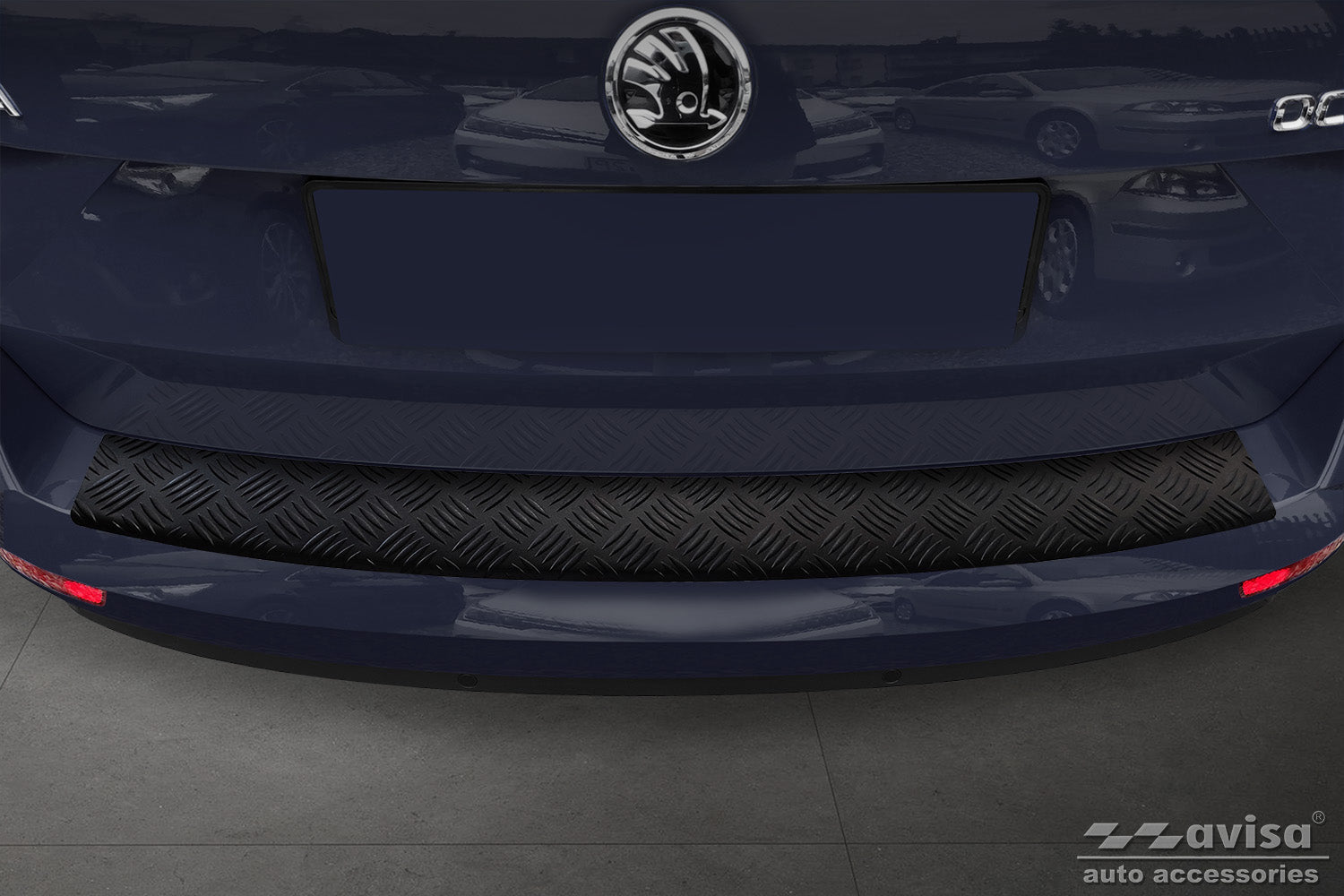 protector de parachoques trasero SKODA OCTAVIA combi 2016-19 aluminio