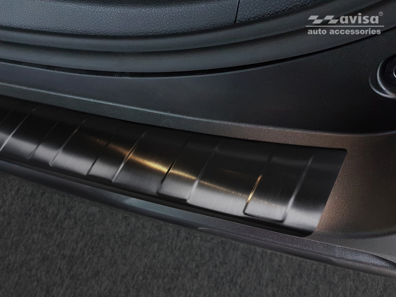 protector de parachoques trasero SUZUKI ACROSS negro