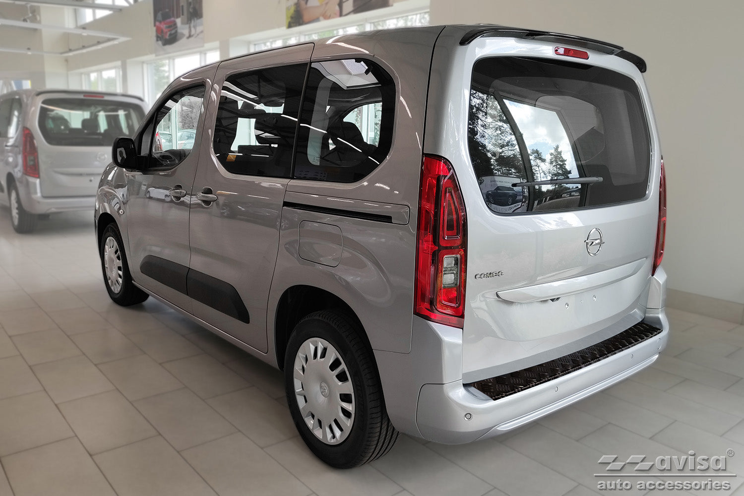 protector de parachoques trasero OPEL COMBO Cargo