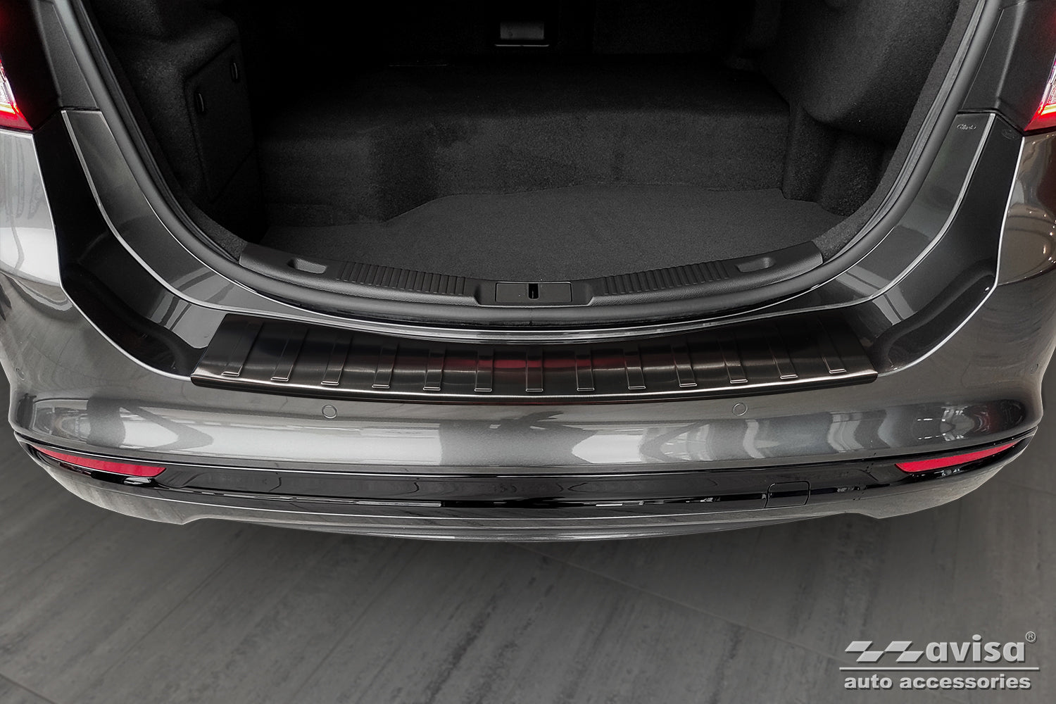 protector de parachoques trasero FORD MONDEO negro 2014-2019+