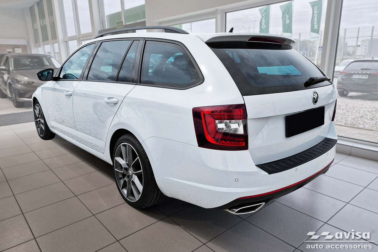 protector de parachoques trasero SKODA OCTAVIA combi RS 2013-19