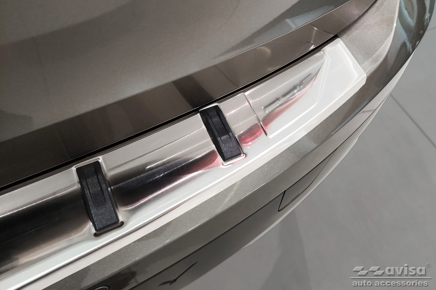 protector de parachoques trasero VOLVO V90 combi plata
