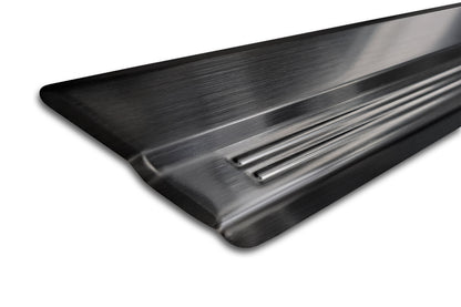 Protector umbral de puertas en relieve SUZUKI SWIFT hatchback negro