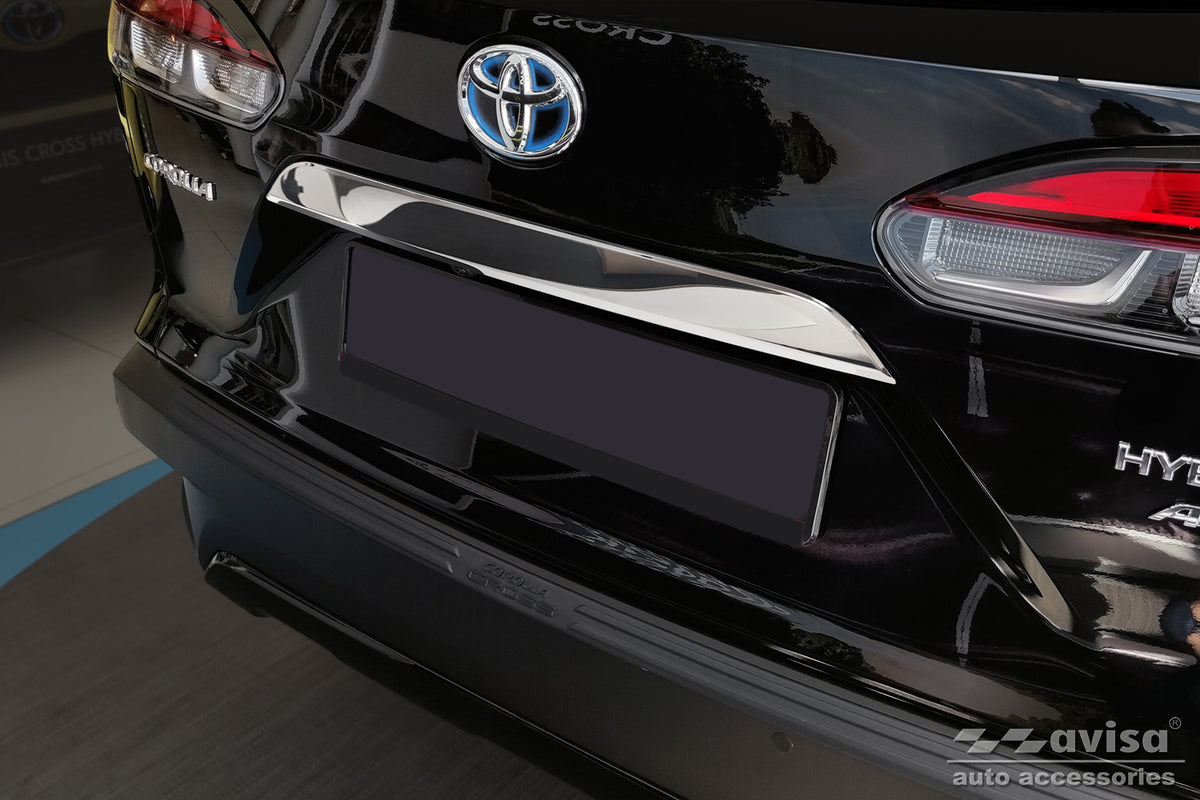 cubierta decorativa del portón trasero del TOYOTA COROLLA CROSS (XG1TJ) plata espejo