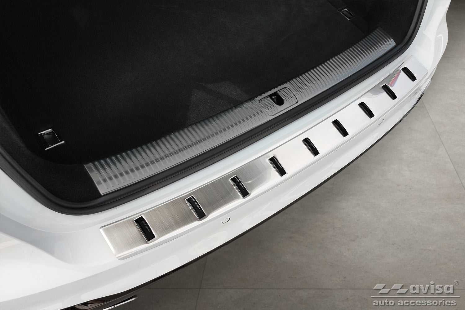 protector de parachoques trasero AUDI A4 B9 Avant plata satinado