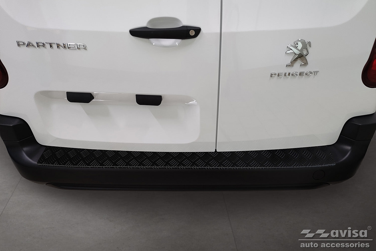 protector de parachoques trasero PEUGEOT PARTNER