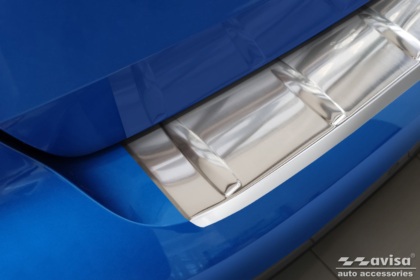 protector de parachoques trasero OPEL ASTRA (L) plata
