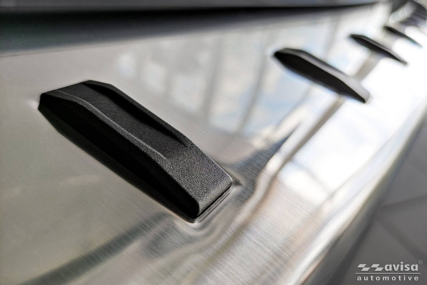 protector de parachoques trasero FORD KUGA ST-Line plata satinado