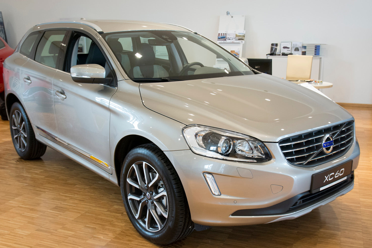 protector de parachoques trasero VOLVO XC60 negro espejo