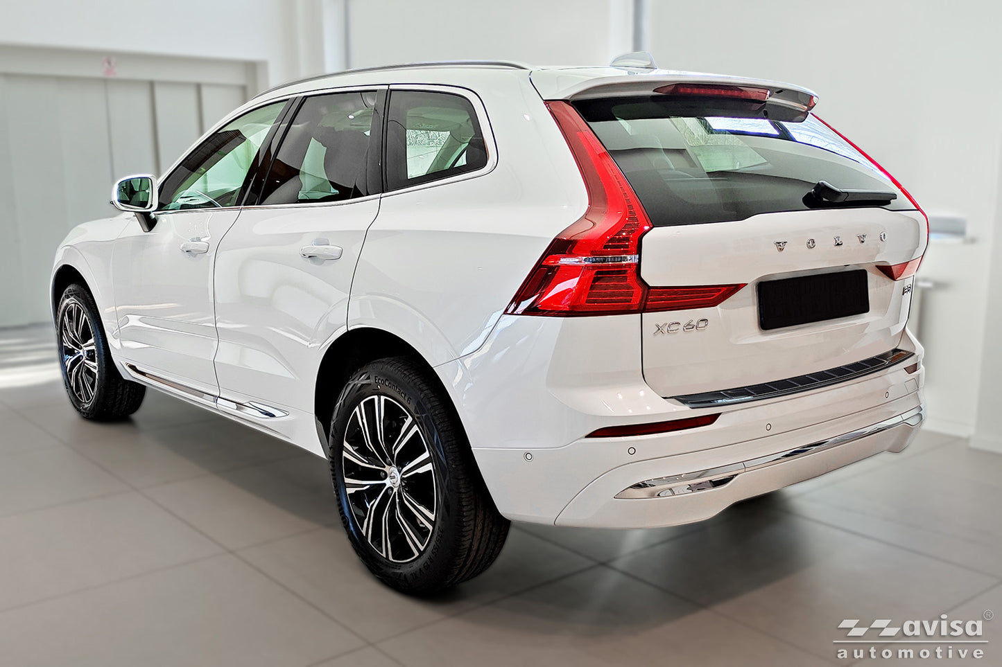 protector de parachoques trasero VOLVO XC60 negro / negro espejo 2017-21+