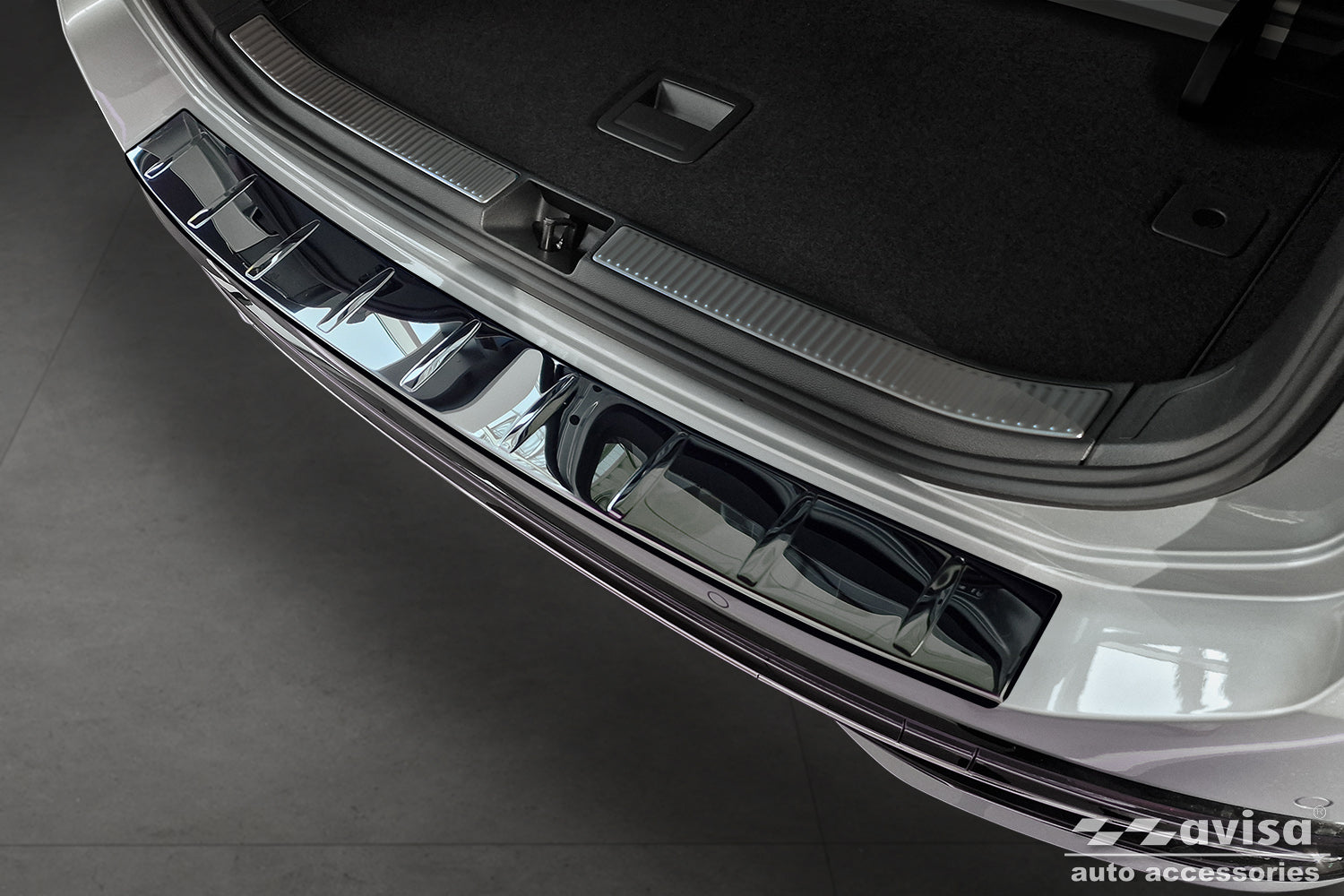 protector de parachoques trasero VW PASSAT B9 VARIANT negro espejo