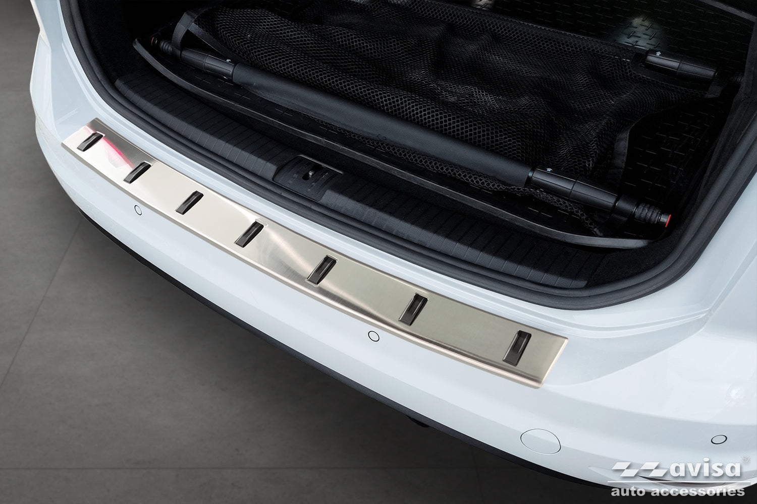 protector de parachoques trasero VW TOURAN plata