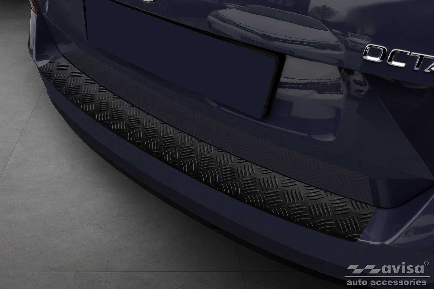 protector de parachoques trasero SKODA OCTAVIA combi 2016-19 aluminio