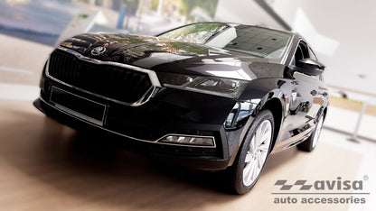 protector de parachoques trasero SKODA OCTAVIA combi negro 2020+