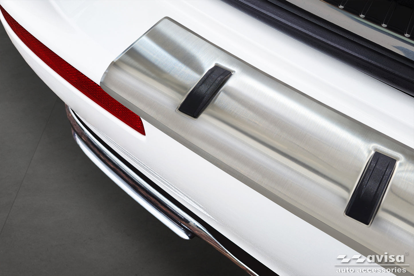 protector de parachoques trasero MERCEDES E53 S213 AMG plata