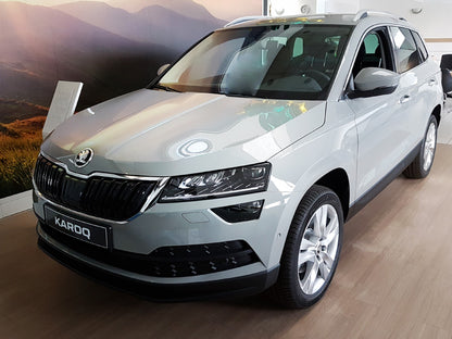 protector de parachoques trasero SKODA KAROQ CLEER negro espejo