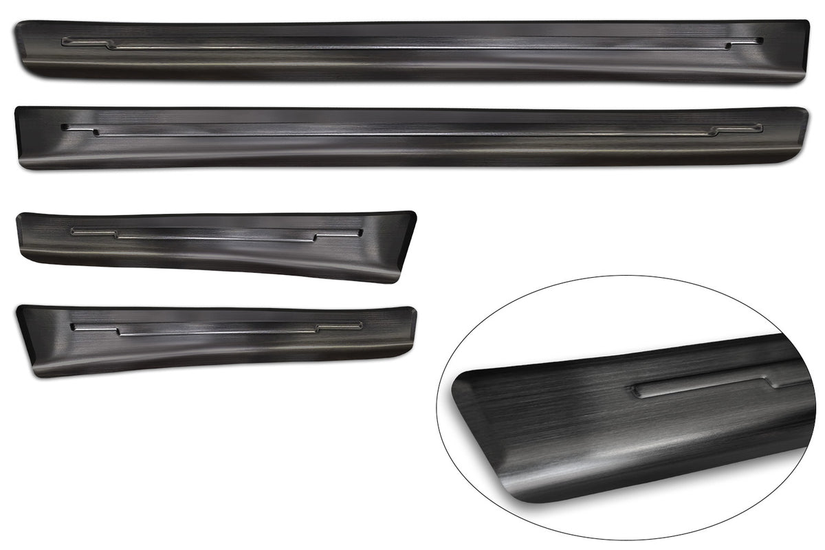 Protector umbral de puertas en relieve SUBARU FORESTER negro