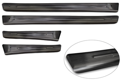 Protector umbral de puertas en relieve SUBARU FORESTER negro