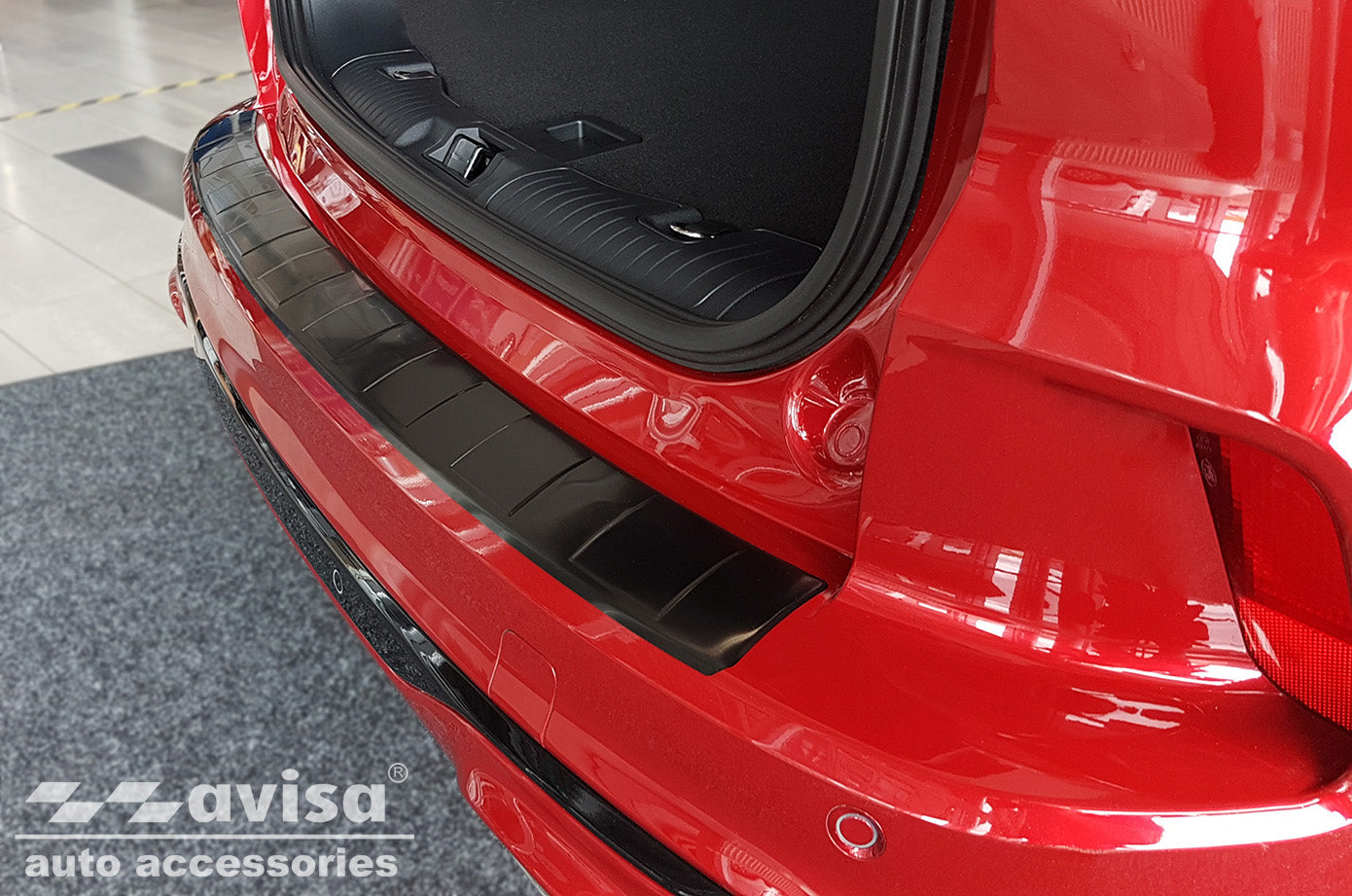 protector de parachoques trasero FORD KUGA ST-Line negro