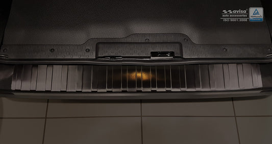 protector de parachoques trasero OPEL VIVARO negro