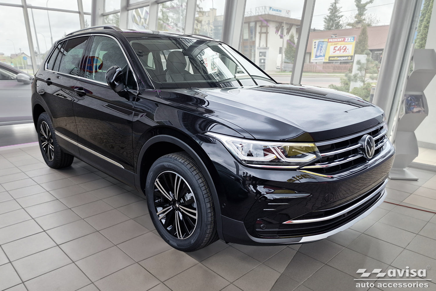 protector de parachoques trasero VW TIGUAN negro 2024+