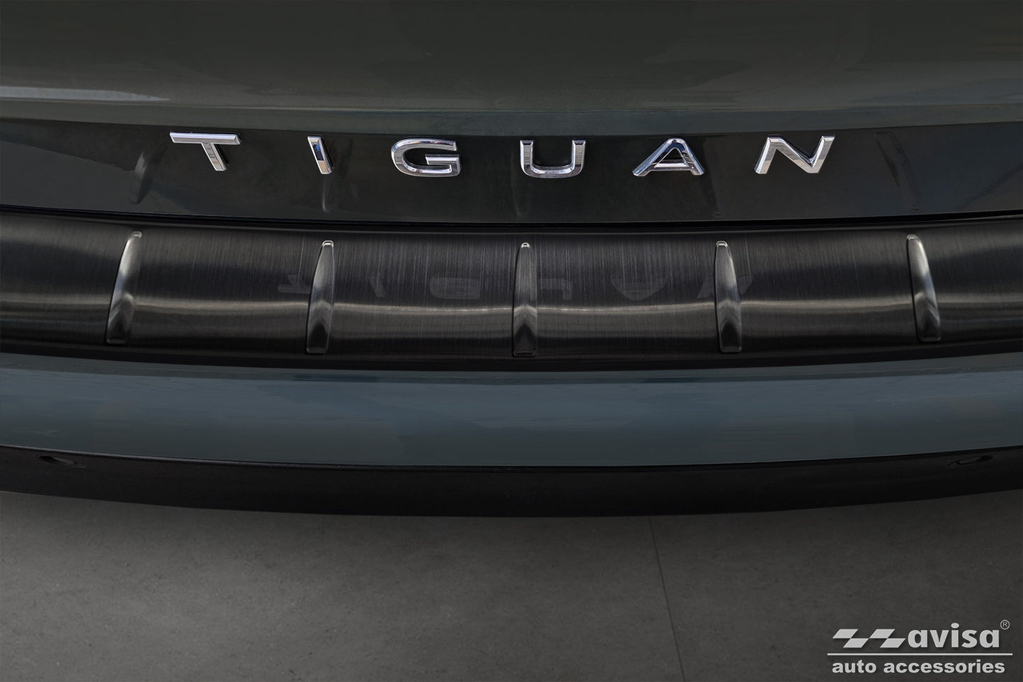 protector de parachoques trasero VW TIGUAN negro 2024+ acero