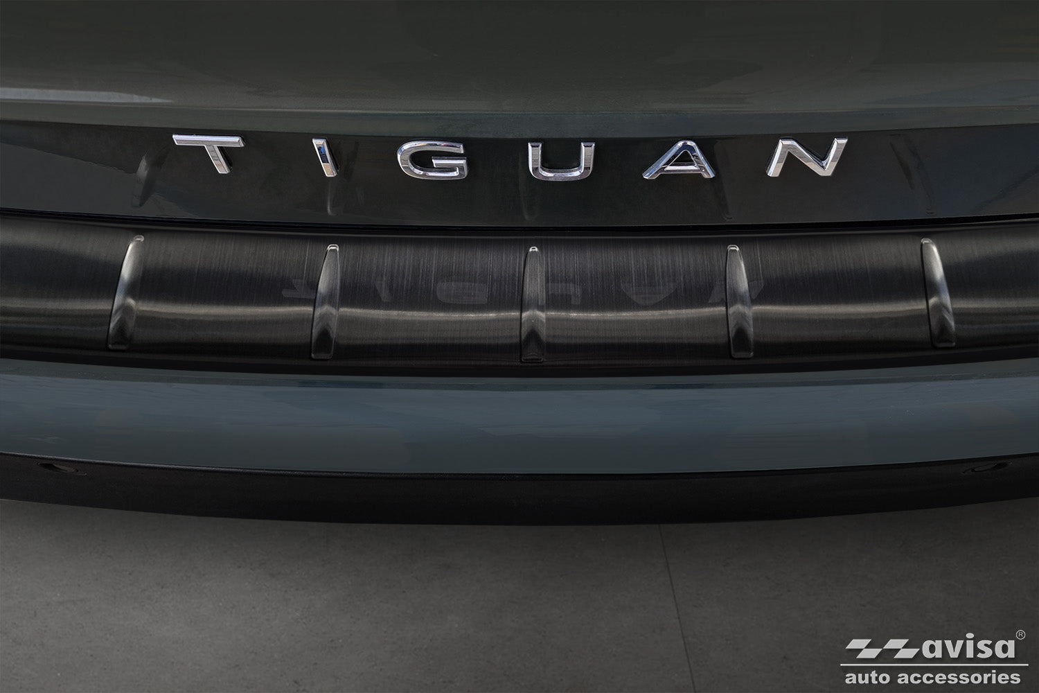 protector de parachoques trasero VW TIGUAN negro 2024+ acero