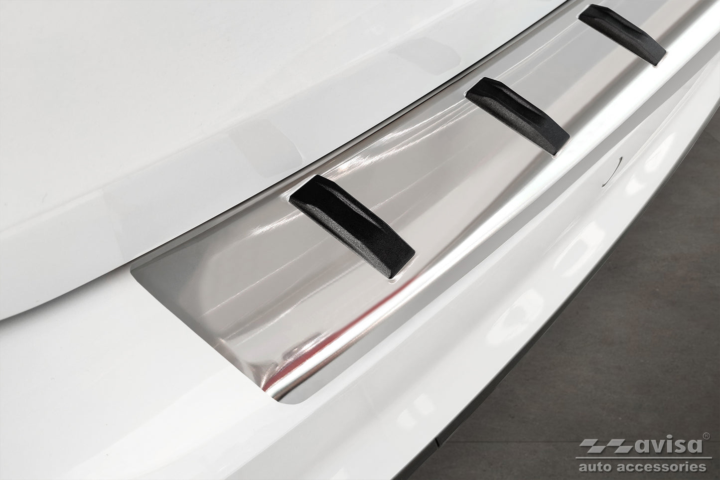 protector de parachoques trasero AUDI A4 B9 Avant plata satinado