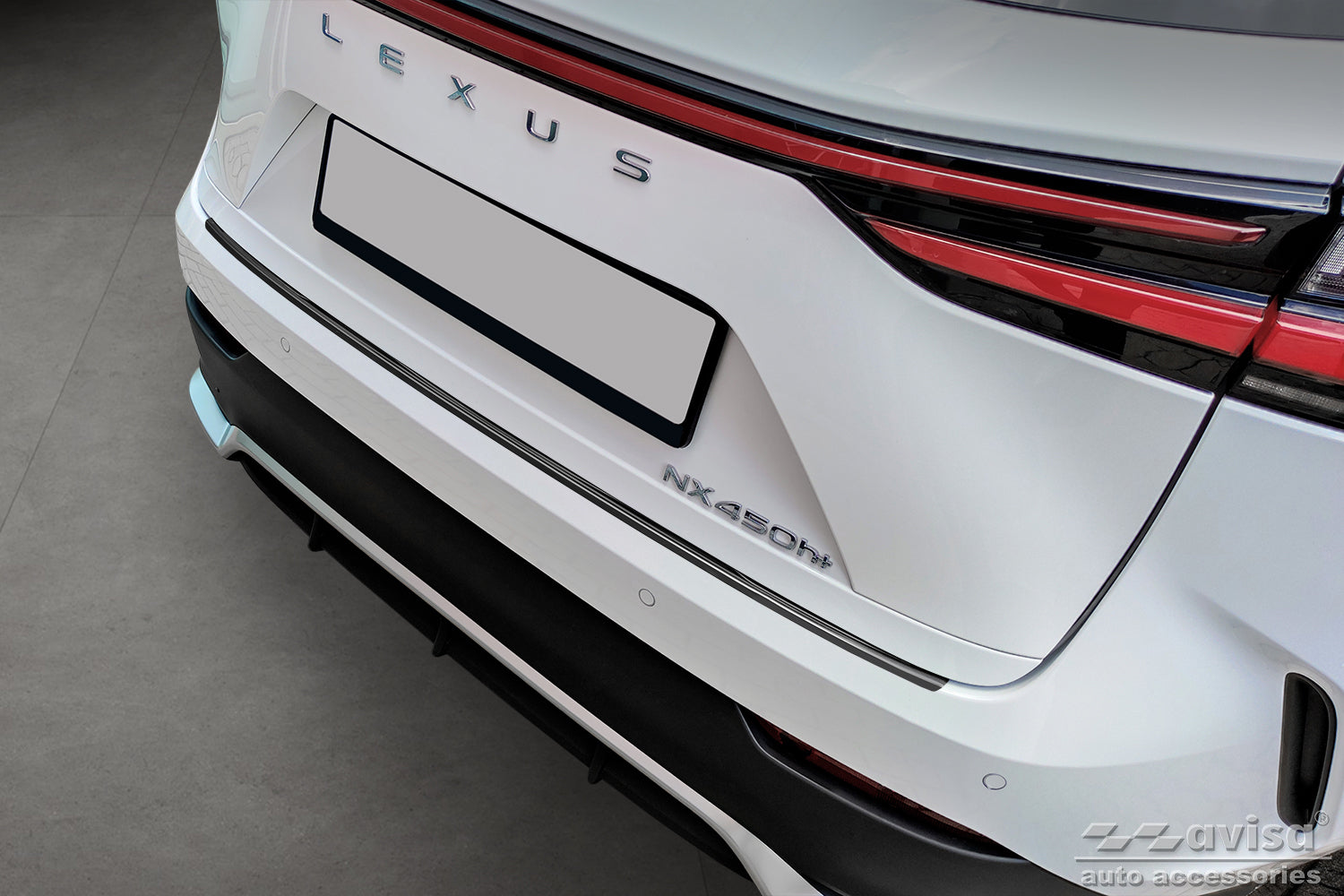 protector de parachoques trasero LEXUS NX (AZ20) negro